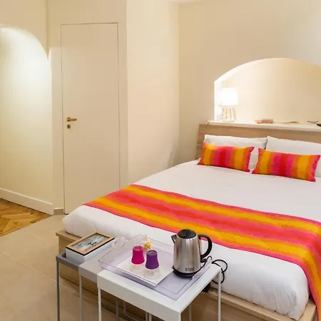 Bed and Breakfast Baru In Chiaia