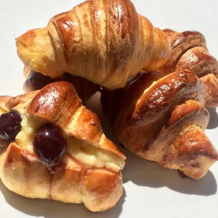 فندق مبيت وإفطار Baru In Chiaia